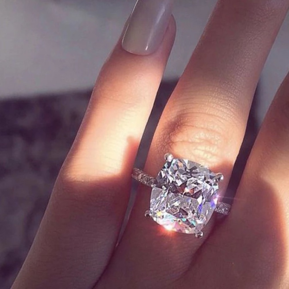 NWOT classic sterling silver 5.0 carat ring - Picture 3 of 3